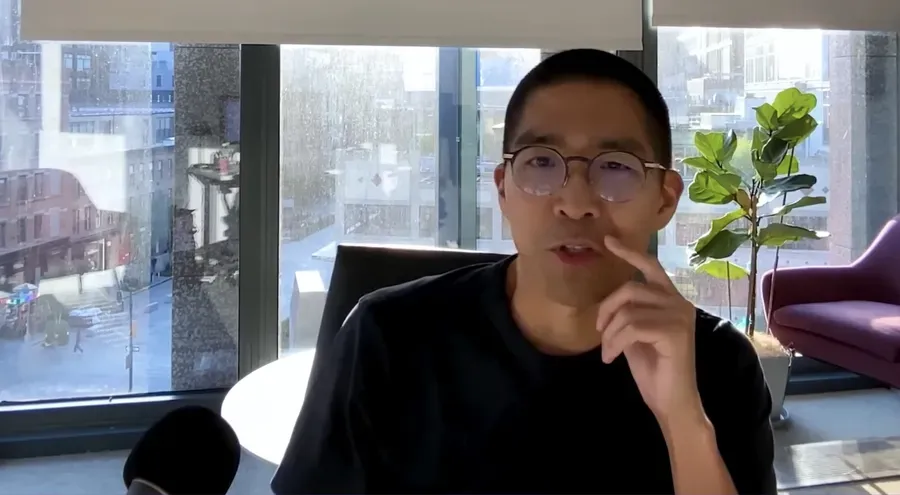 Edwin Chen vs Eric Smidt